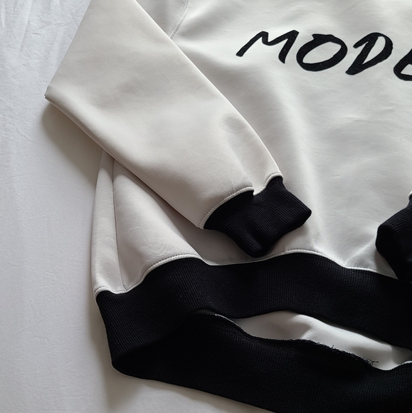 Modèle sweater - Picture 3 of 5